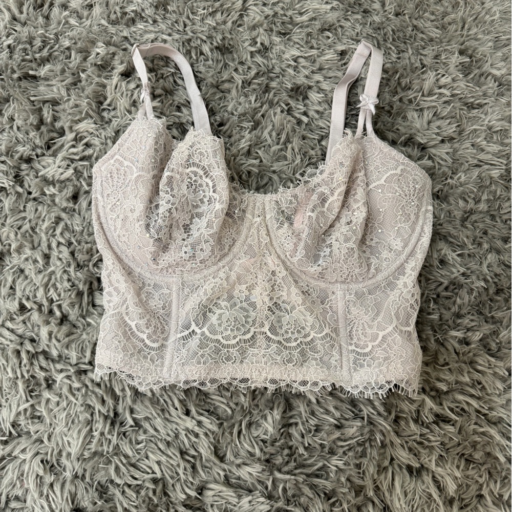 Victoria's Secret Lace Bralette - light pink